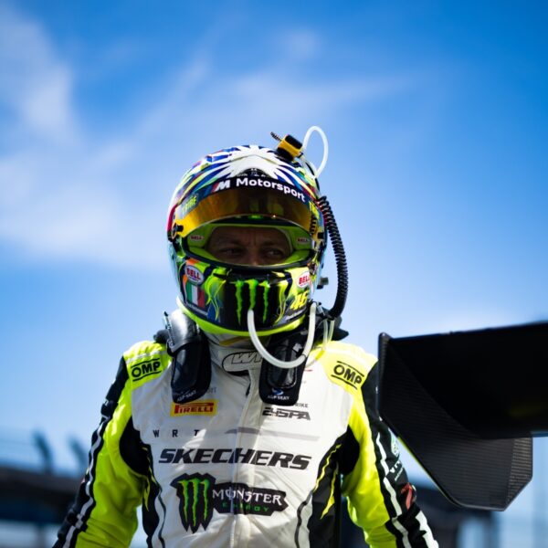 Automobile and Karting Racing Helmets | BELL RACING